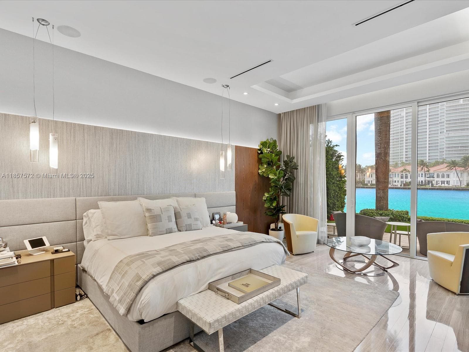 224 S ISLAND, Golden Beach FL 33160 — 94