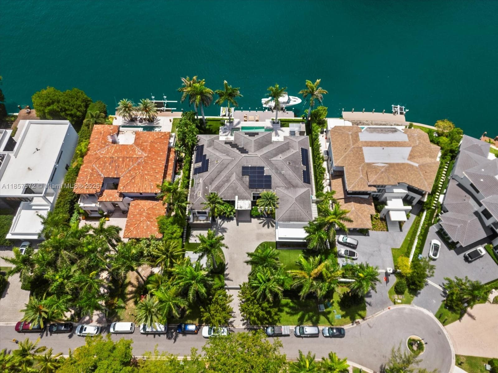 224 S ISLAND, Golden Beach FL 33160 — 35