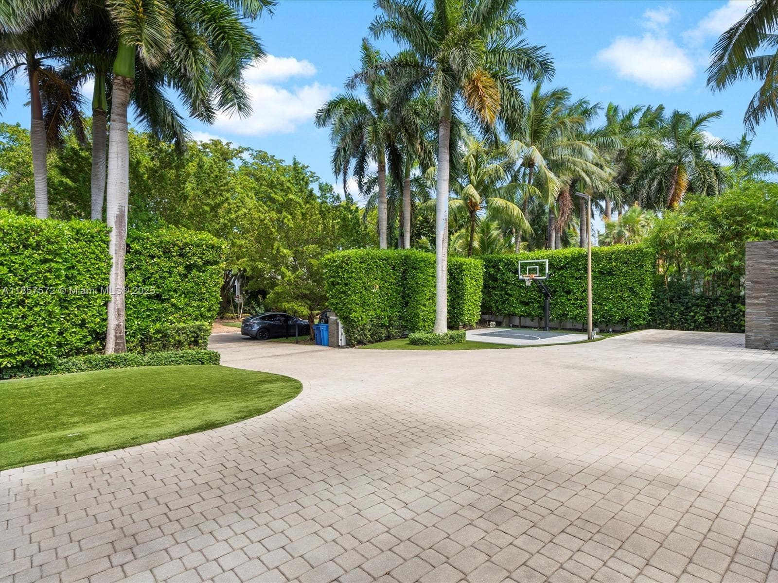 224 S ISLAND, Golden Beach FL 33160 — 8