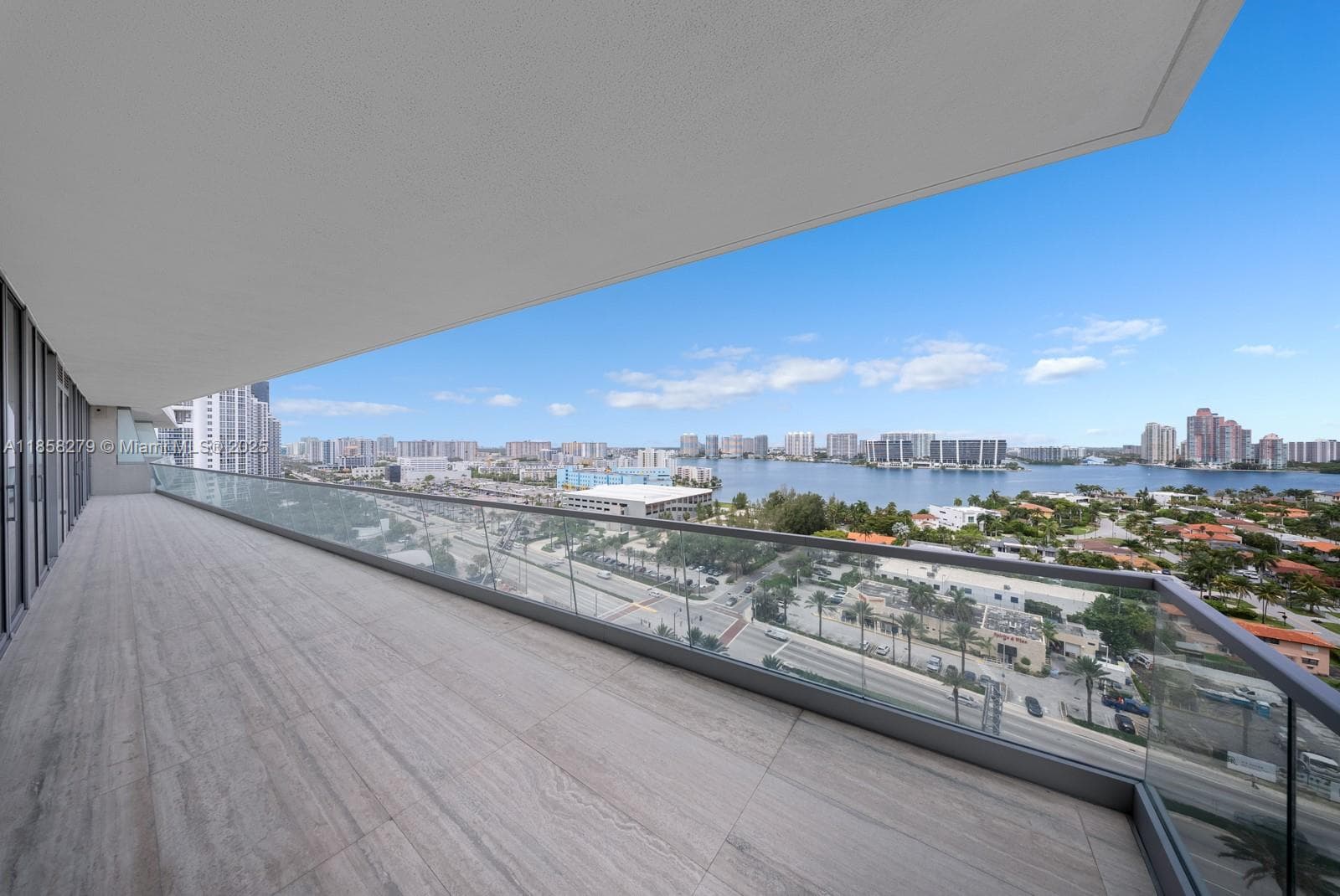 18501 Collins Ave, Sunny Isles Beach FL 33160 — 26
