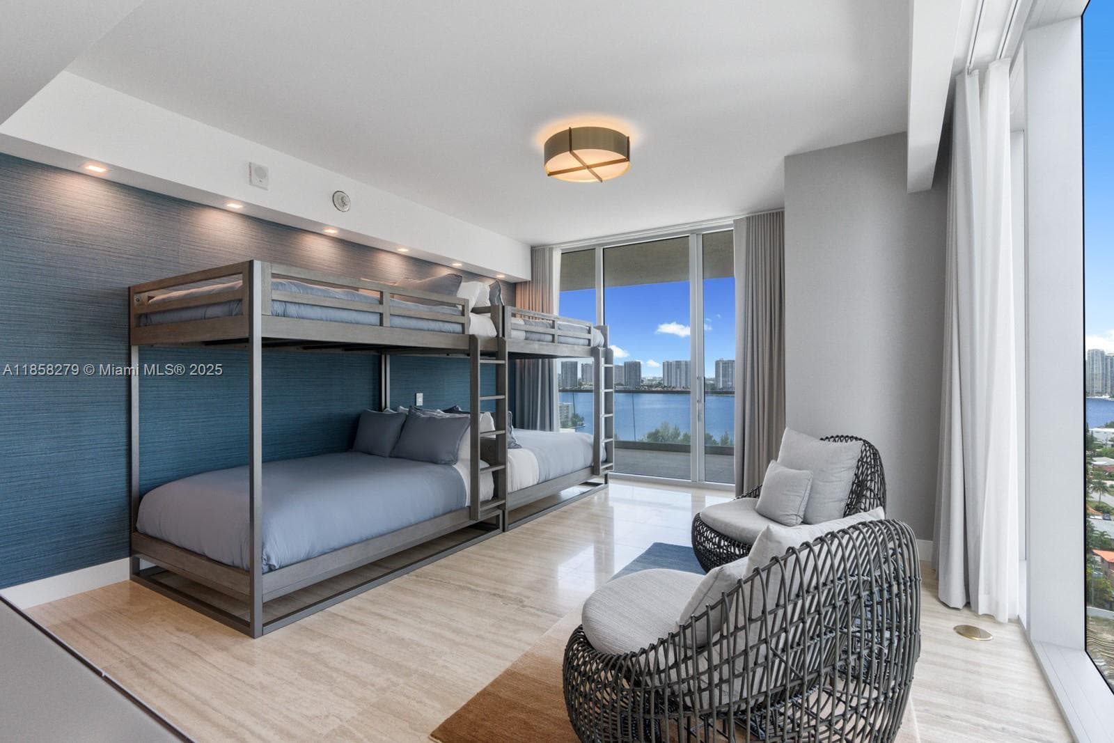 18501 Collins Ave, Sunny Isles Beach FL 33160 — 24