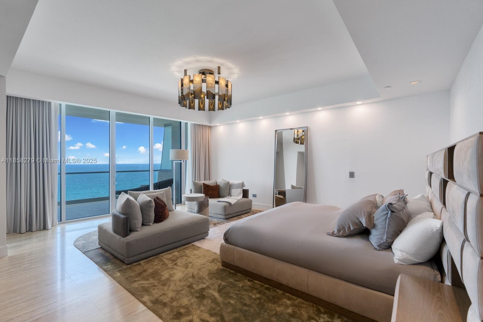 18501 Collins Ave, Sunny Isles Beach FL 33160 — 21
