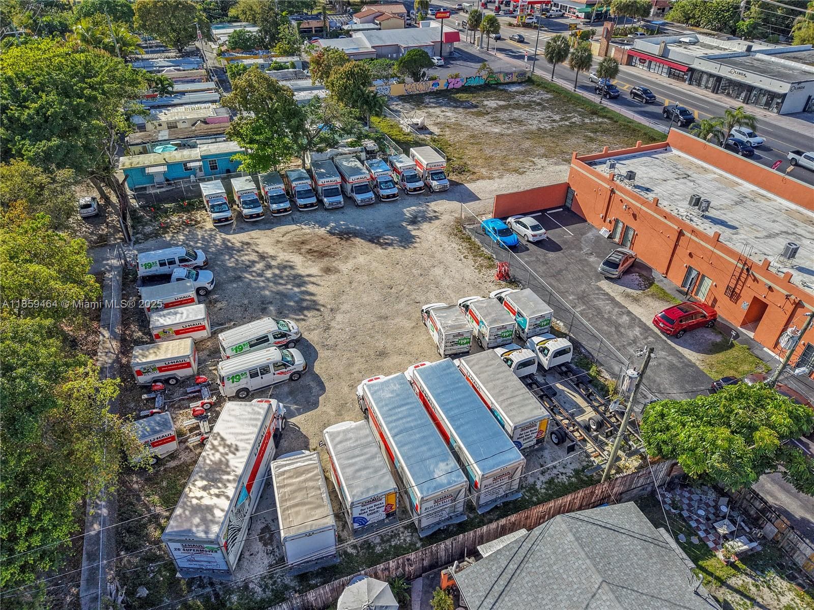 4350 SW 8th St, Coral Gables FL 33134 — 20