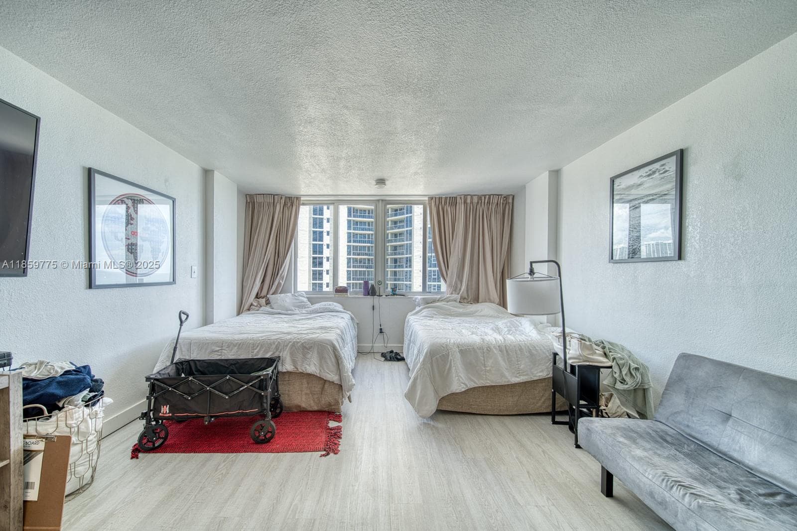 19201 Collins Ave # 822, Sunny Isles Beach FL 33160 — 10