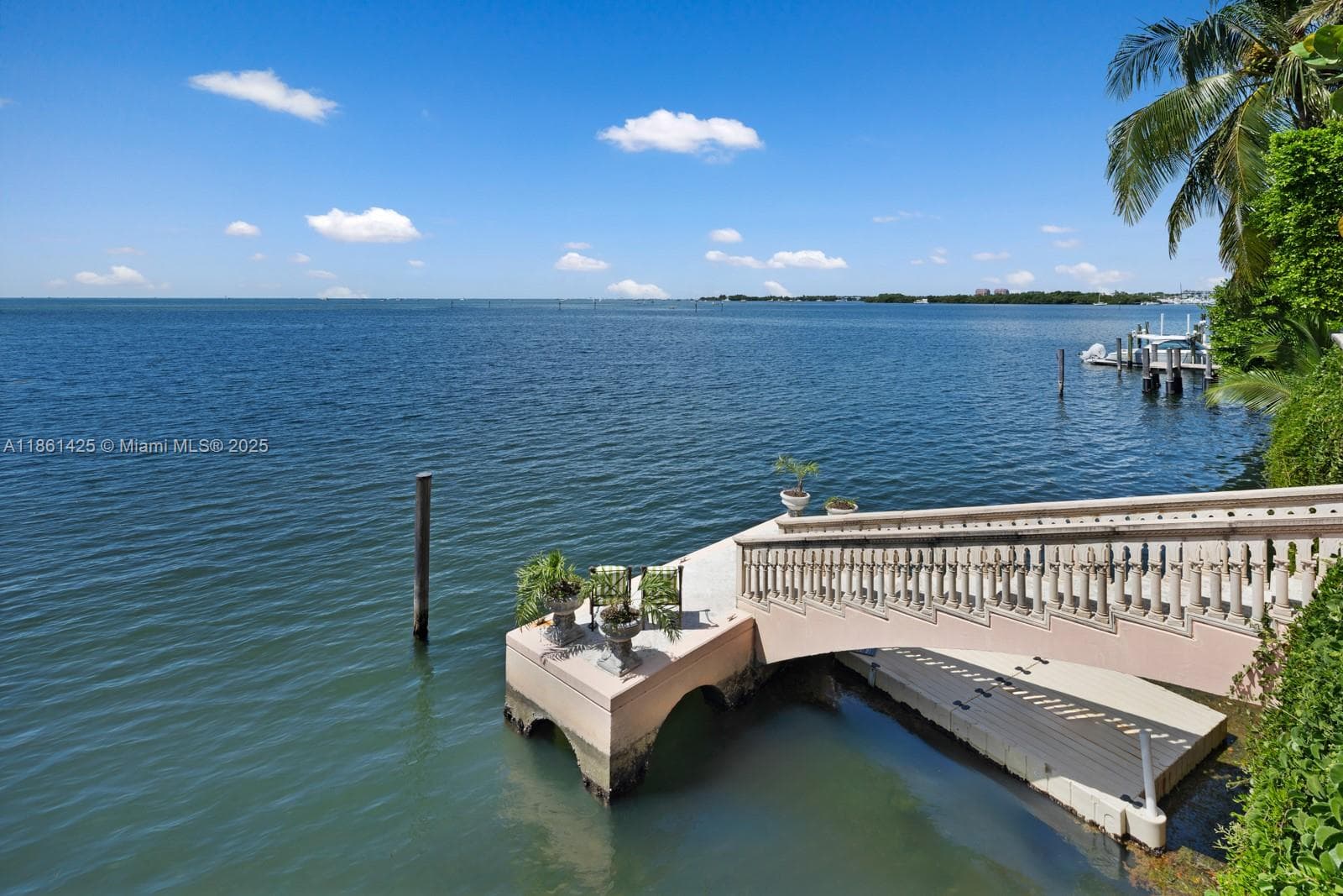 1840 S Bayshore Ln, Miami FL 33133 — 56