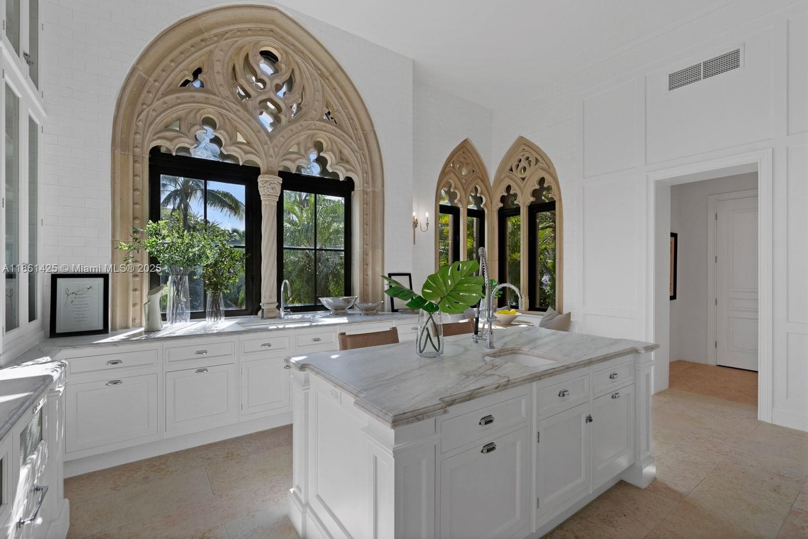 1840 S Bayshore Ln, Miami FL 33133 — 17