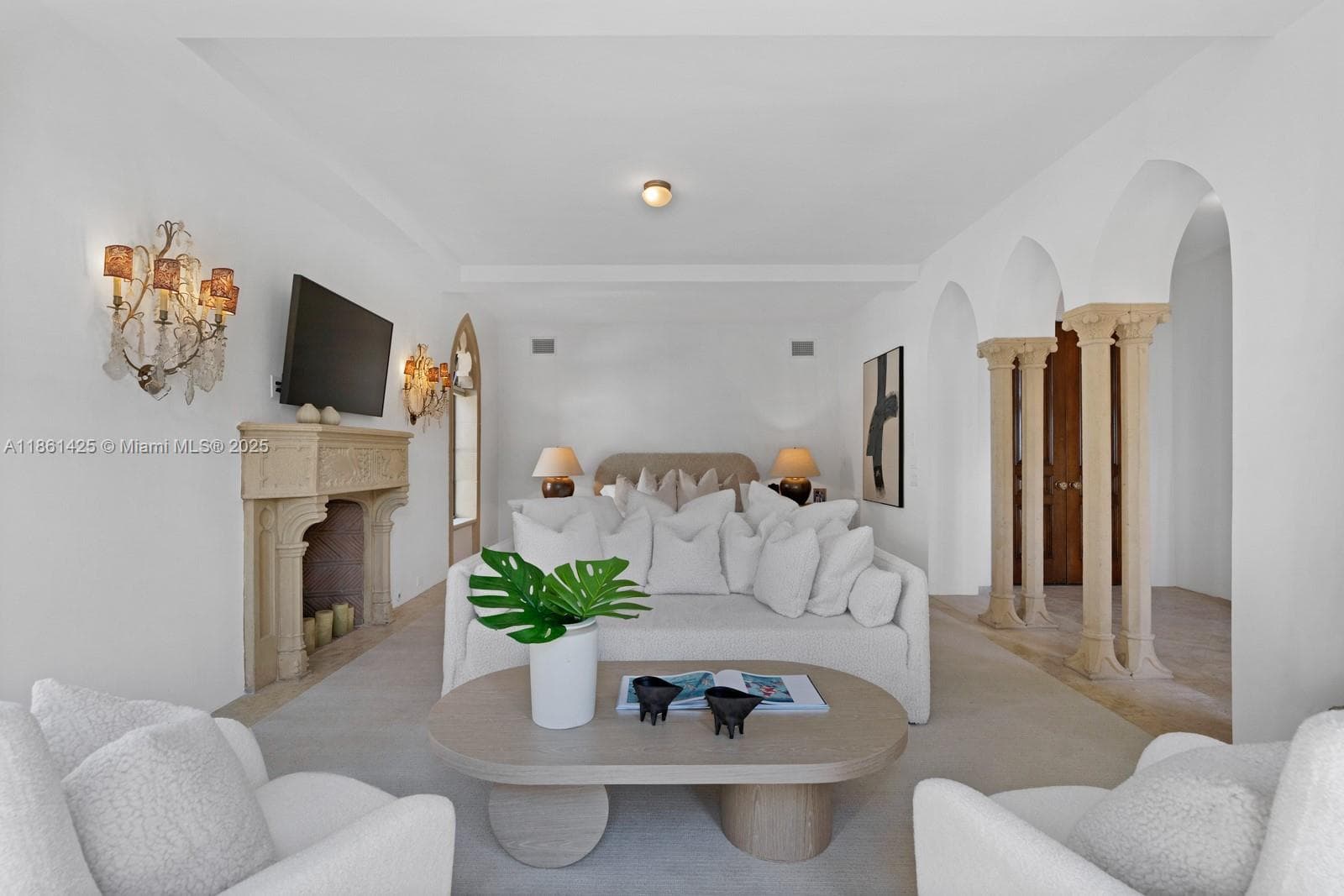 1840 S Bayshore Ln, Miami FL 33133 — 30
