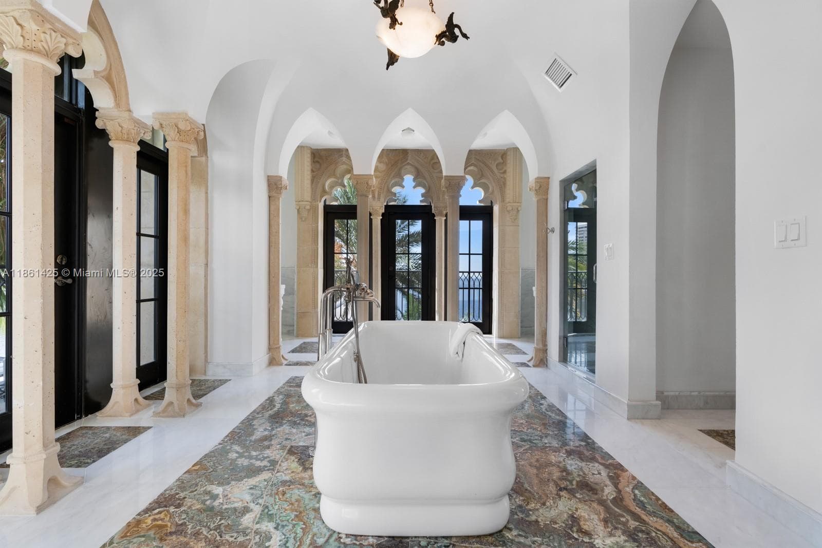 1840 S Bayshore Ln, Miami FL 33133 — 35