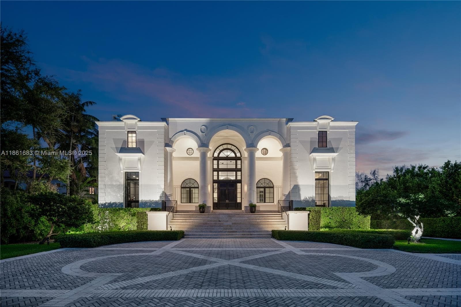 26 Tahiti Beach Island Rd, Coral Gables FL 33143 — 53