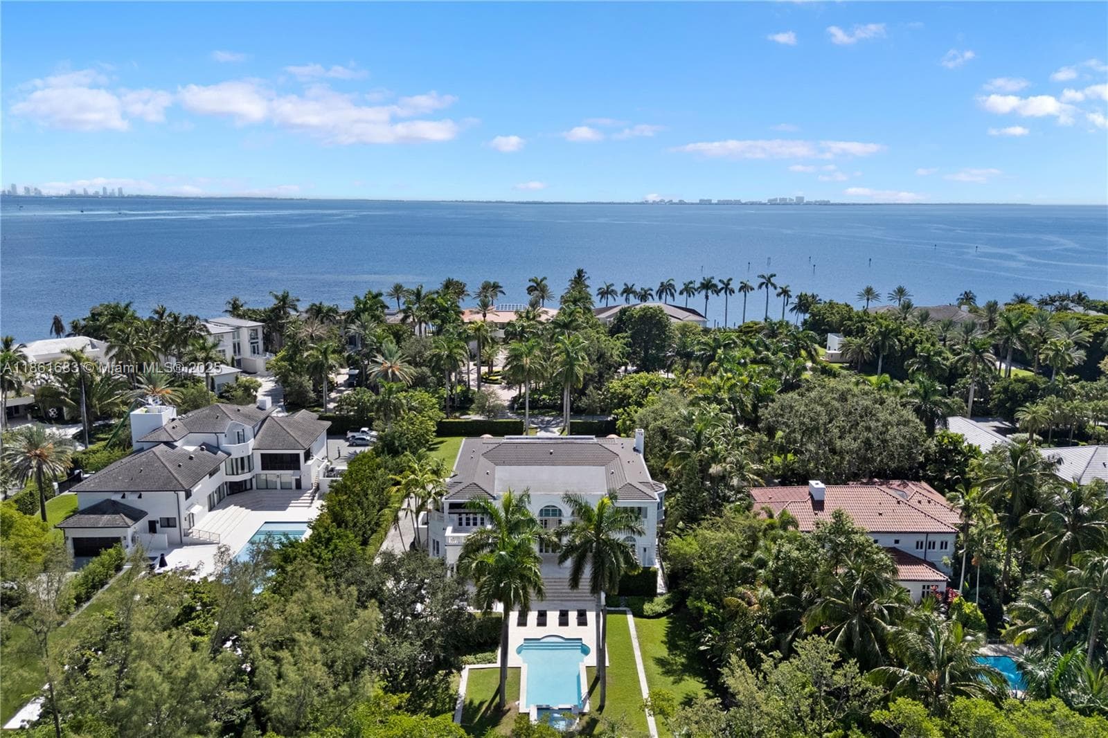 26 Tahiti Beach Island Rd, Coral Gables FL 33143 — 49