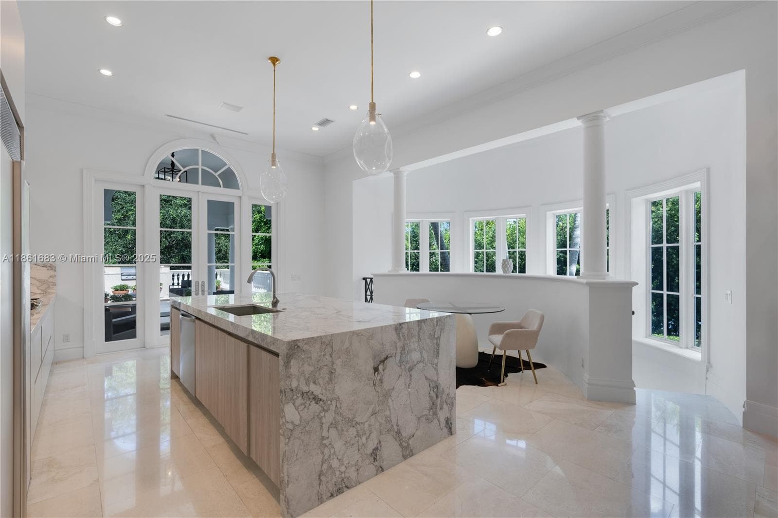 26 Tahiti Beach Island Rd, Coral Gables FL 33143 — 19