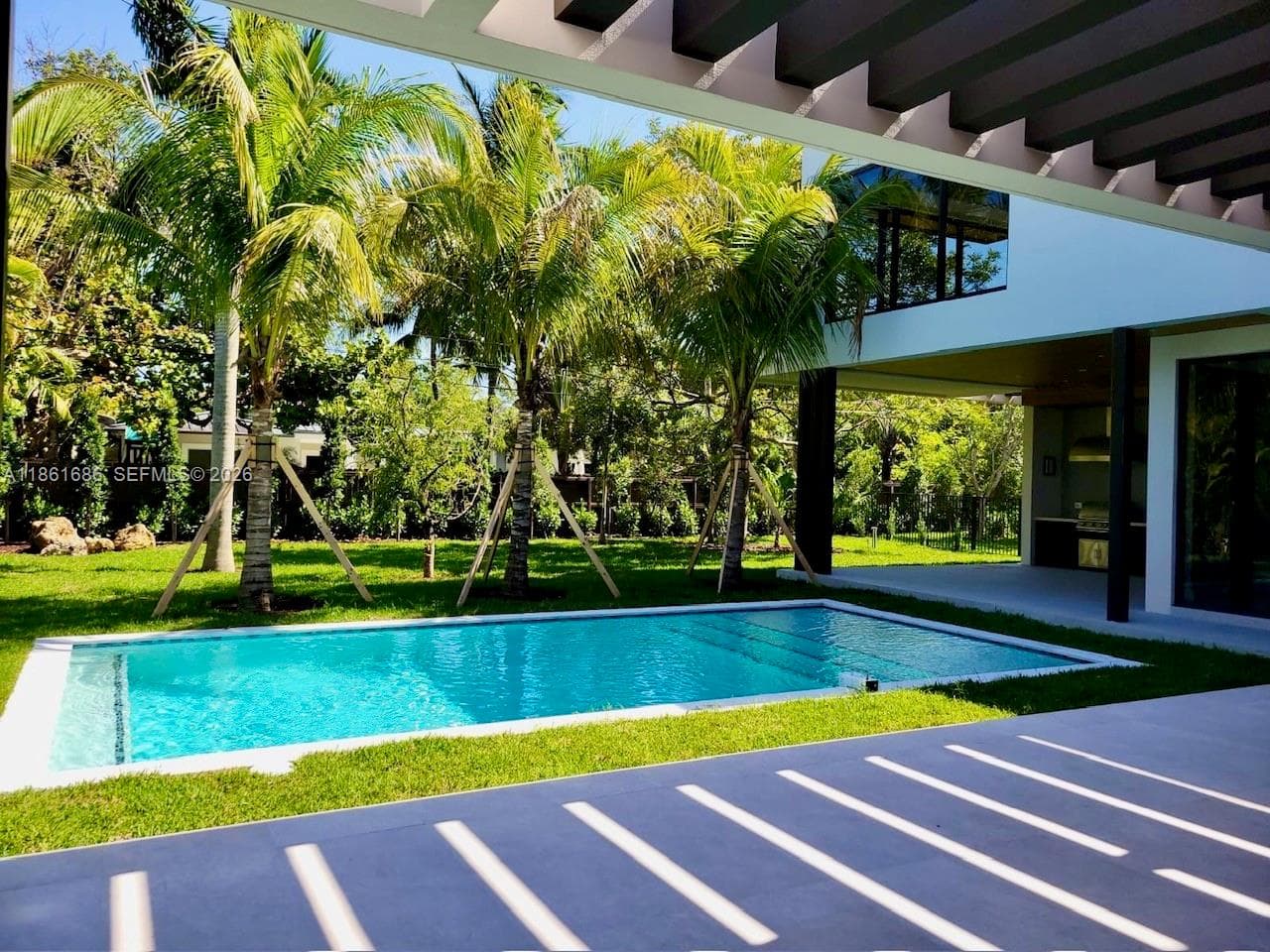 6250 SW 78th St, South Miami FL 33143 — 10