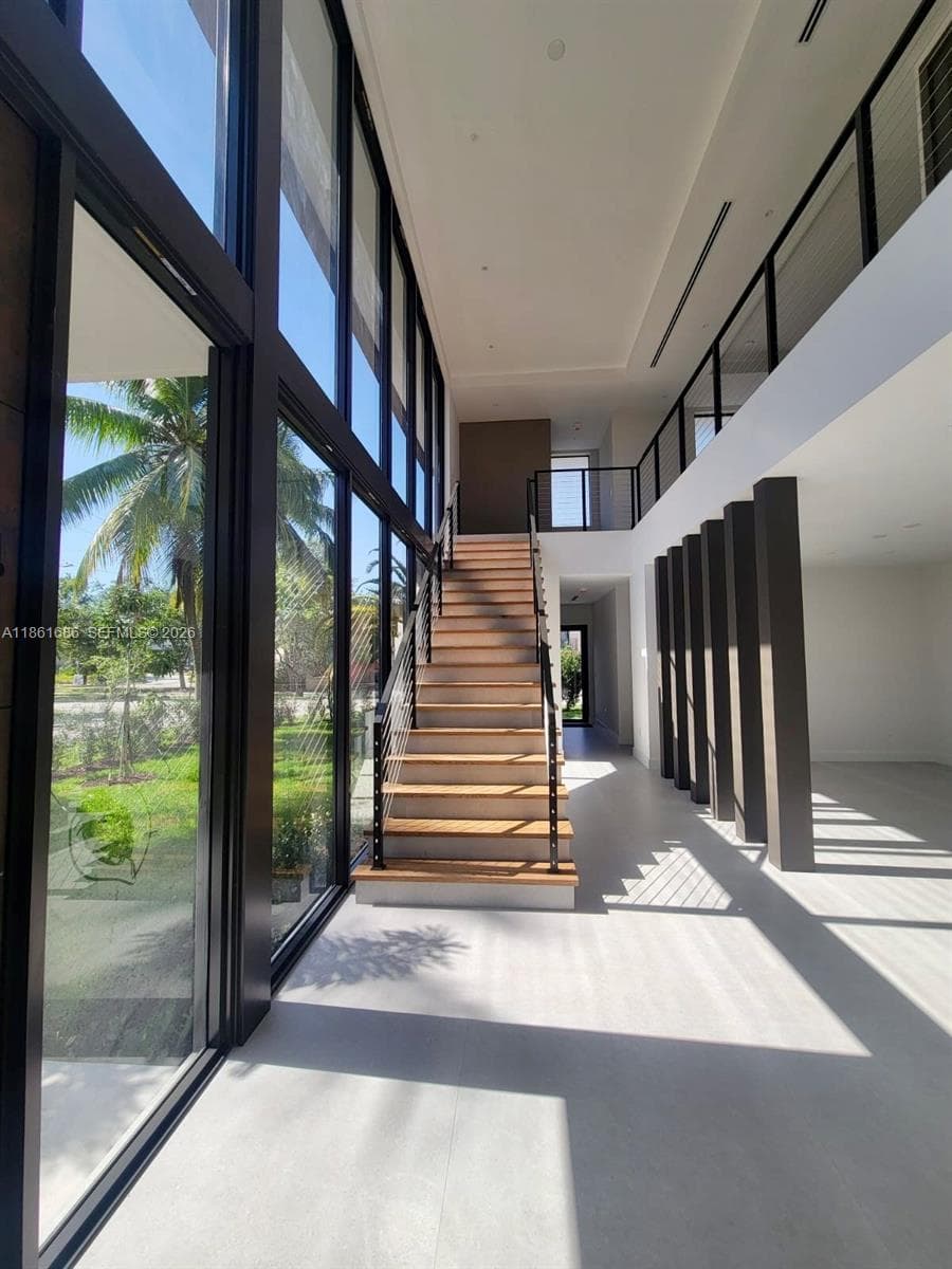 6250 SW 78th St, South Miami FL 33143 — 14