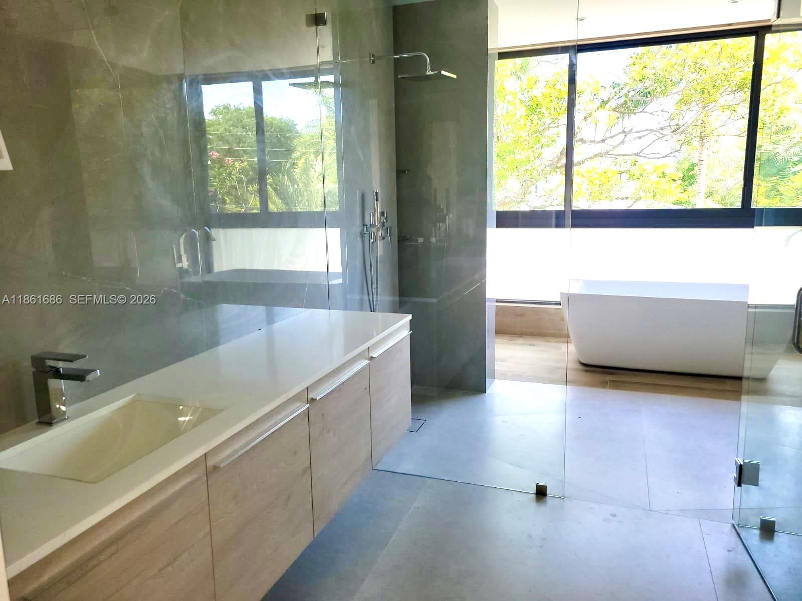 6250 SW 78th St, South Miami FL 33143 — 25