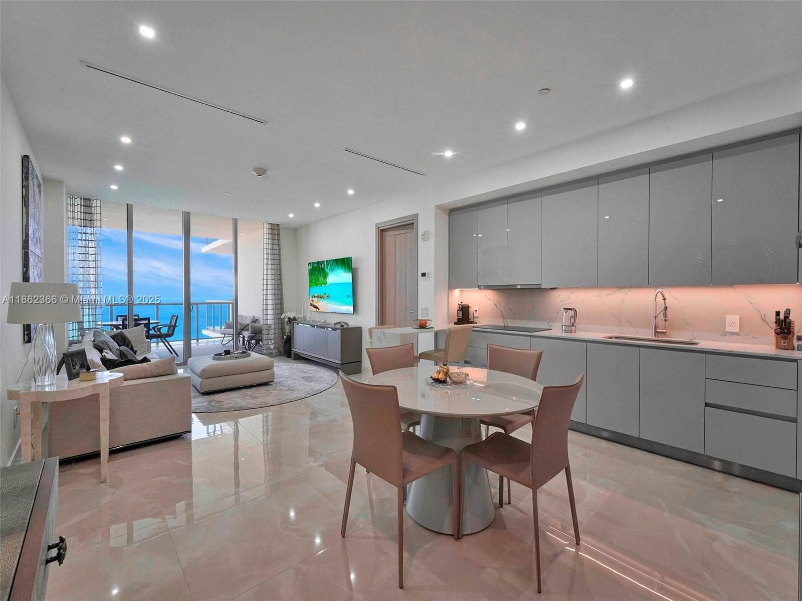 Bal Harbour Center Condo, Bal Harbour, FL — 11