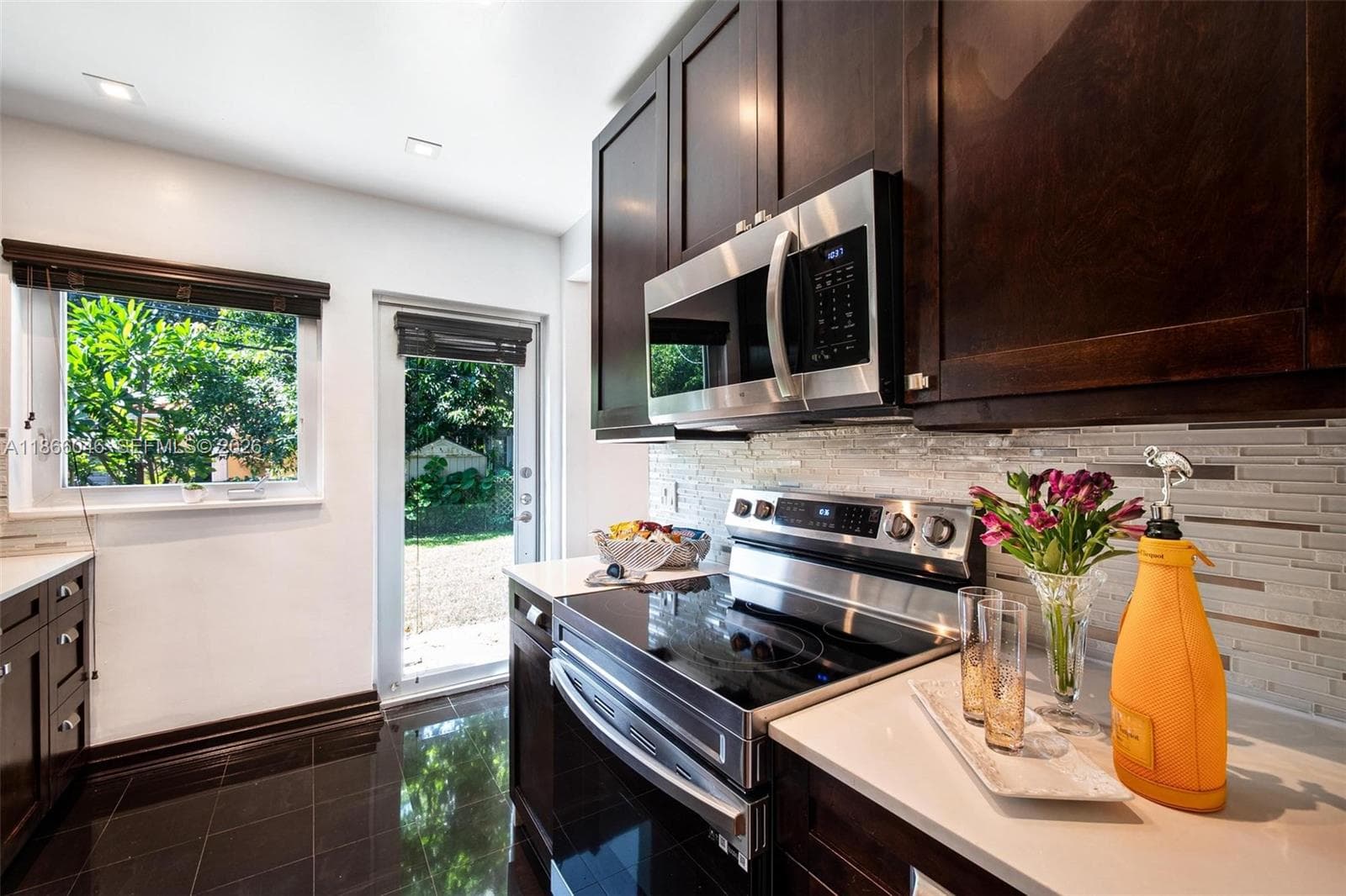 6320 NW 41st St, Virginia Gardens FL 33166 — 10