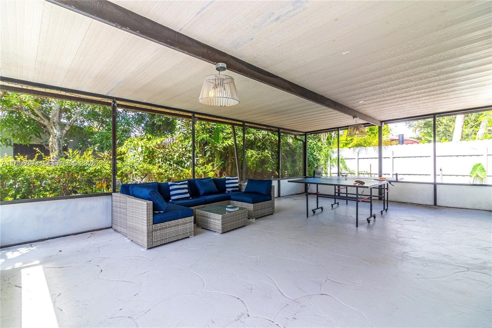 460 NW 88th Ter, El Portal FL 33150 — 20