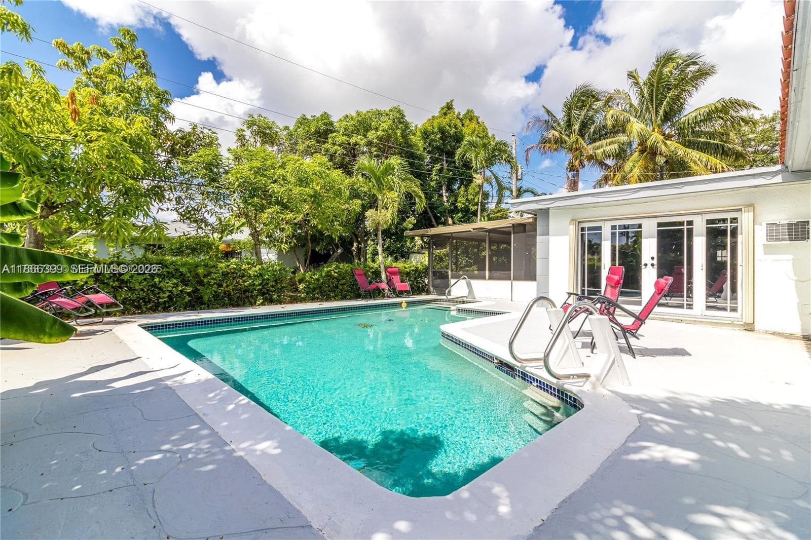 460 NW 88th Ter, El Portal FL 33150 — 19