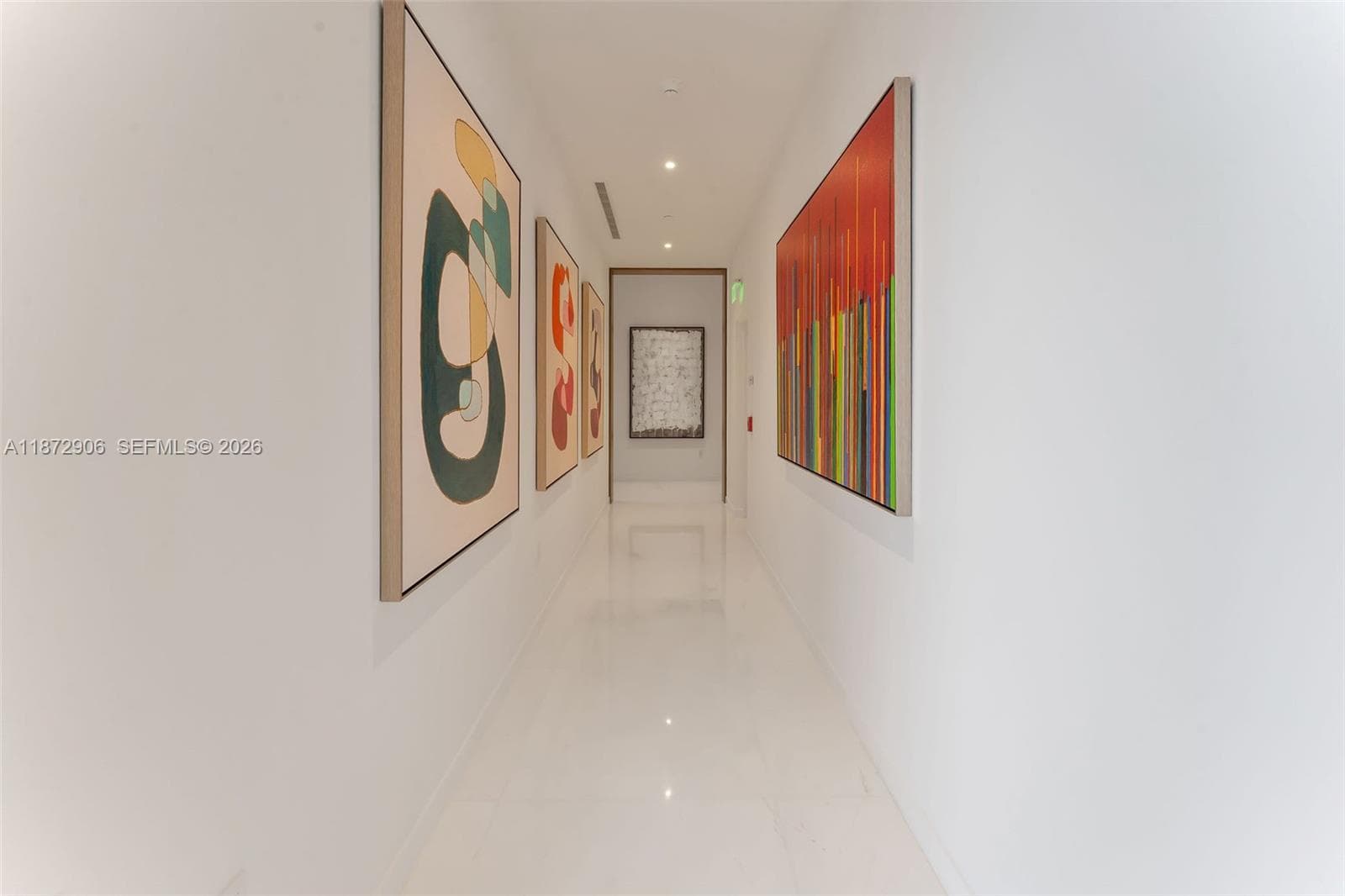 300 Biscayne Blvd Way, Miami FL 33131 — 47