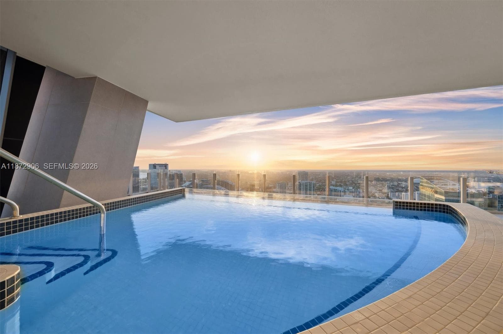 300 Biscayne Blvd Way, Miami FL 33131 — 92