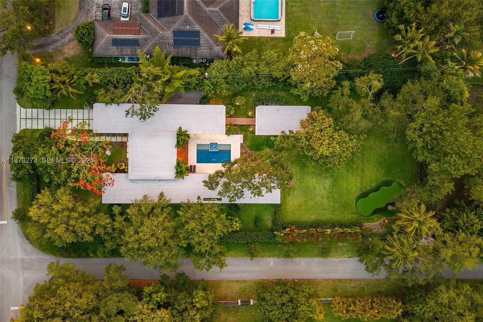 12100 SW 79th Ave, Pinecrest FL 33156 — 91