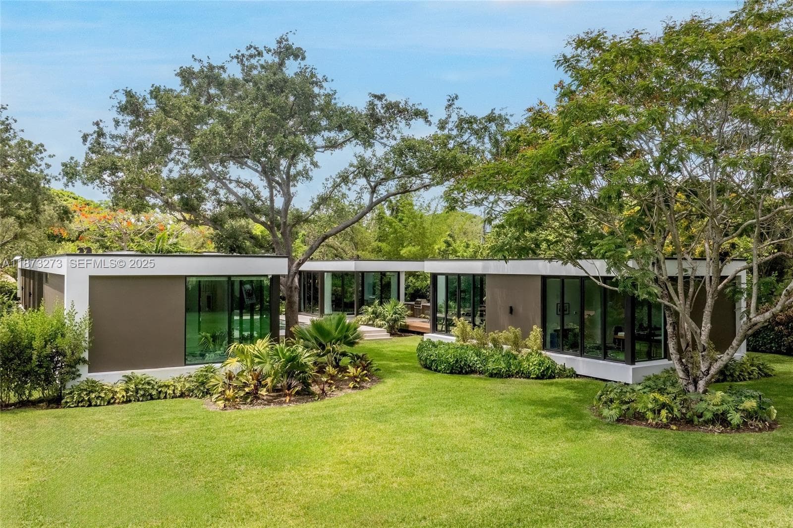 12100 SW 79th Ave, Pinecrest FL 33156 — 86