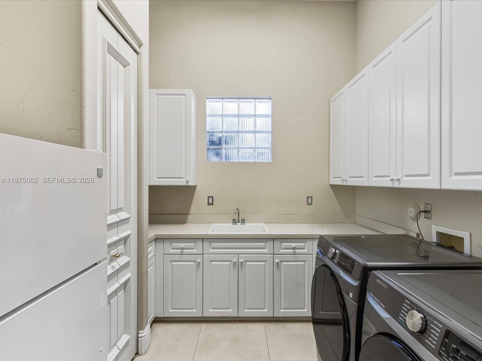 4040 Island Estates Dr, Aventura FL 33160 — 34