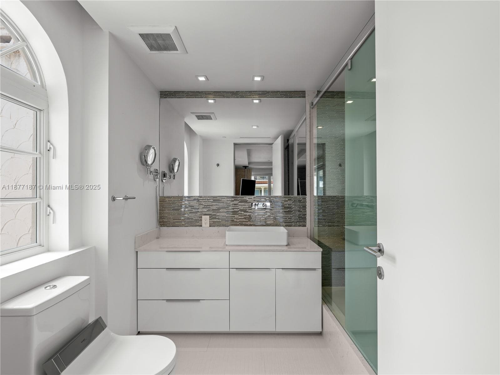 8011 Fisher Island Dr # 8011, Miami Beach FL 33109 — 13