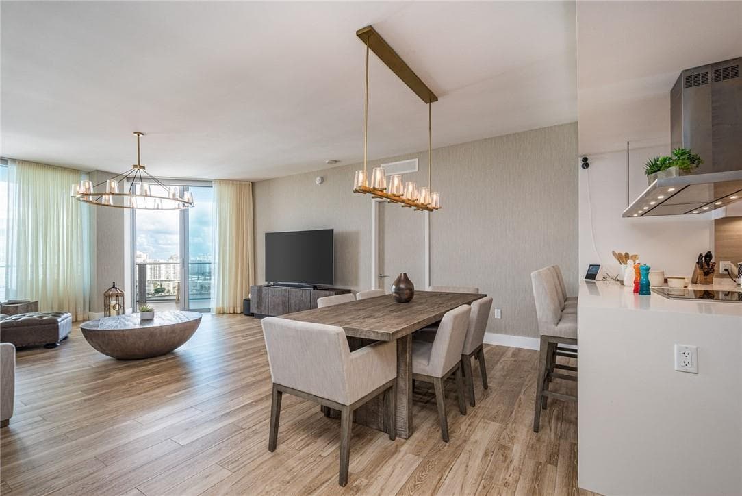 17111 Biscayne Boulevard SLIP 100, North Miami Beach FL 33160 — 22
