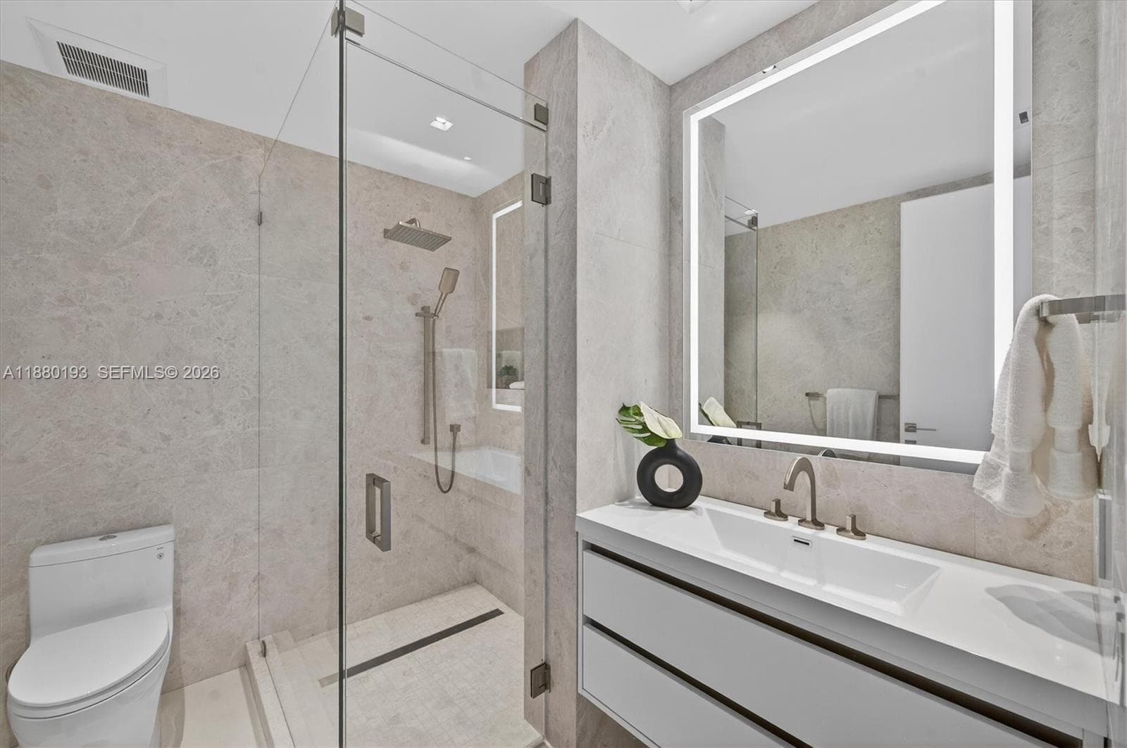 5959 Collins Ave # 1805, Miami Beach FL 33140 — 39