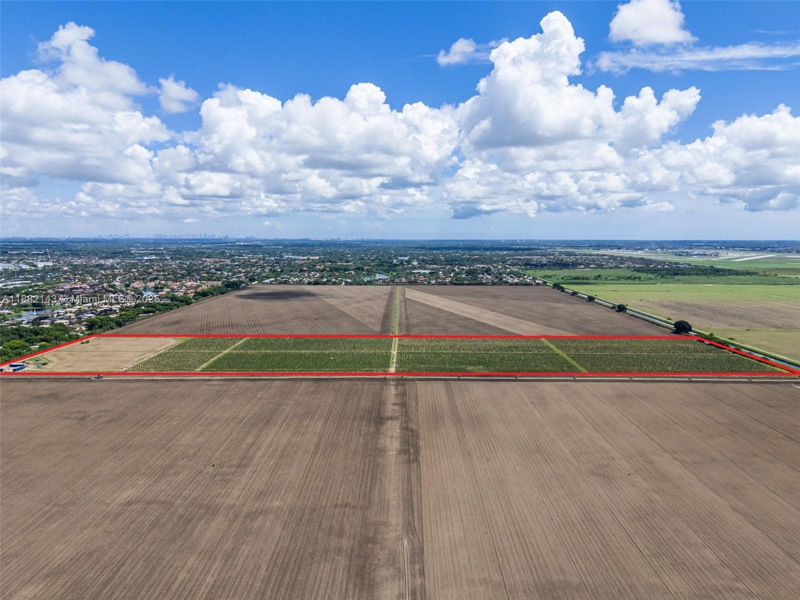 SW MIAMI-DADE, Miami FL 33196 — 12