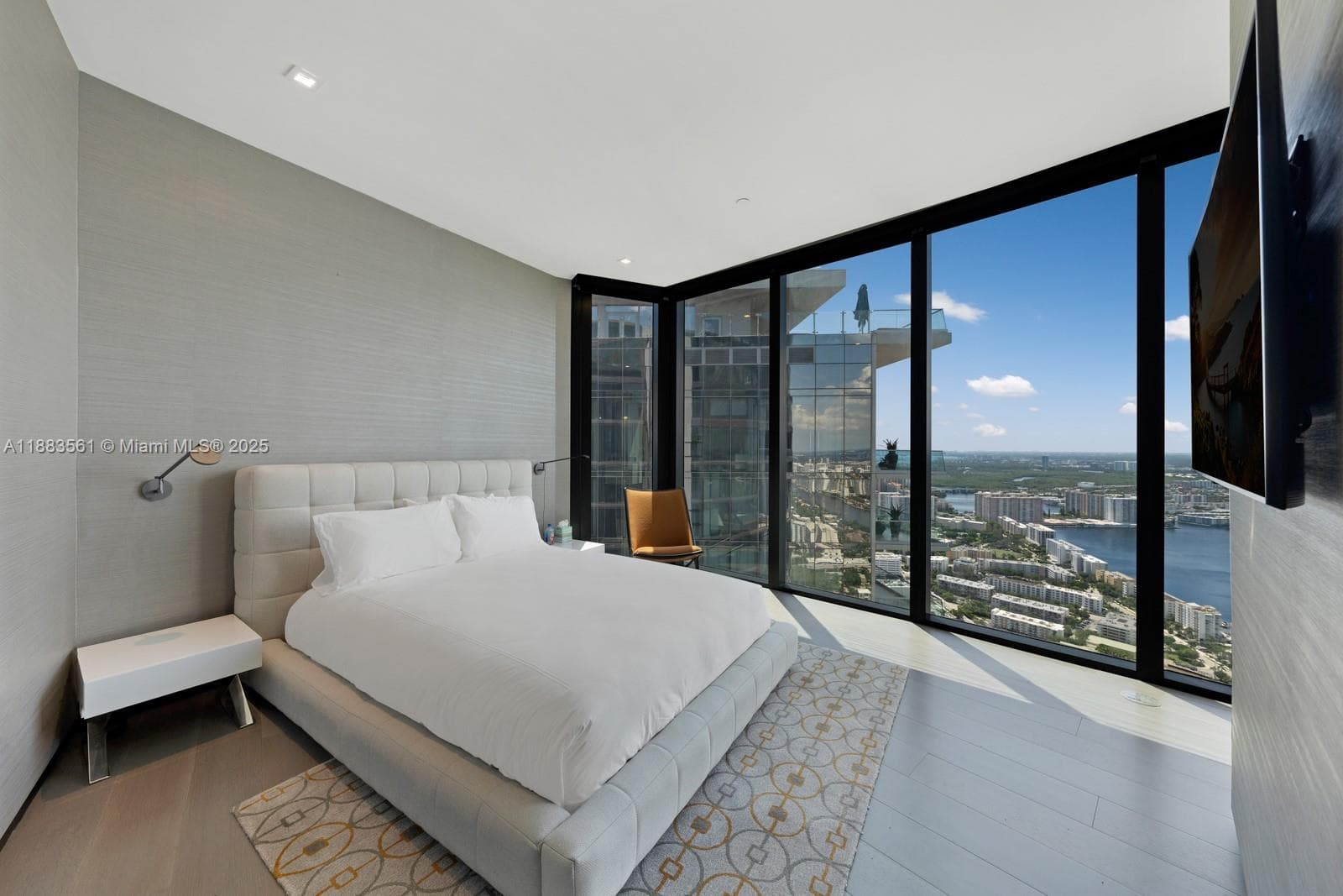 18555 Collins Ave # 1, Sunny Isles Beach FL 33160 — 16