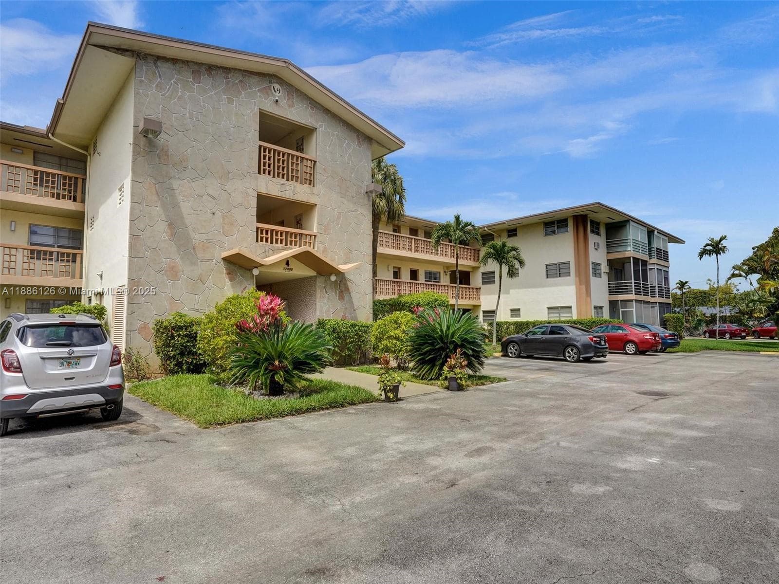 17090 NE 14th Ave # 104, North Miami Beach FL 33162 — 20