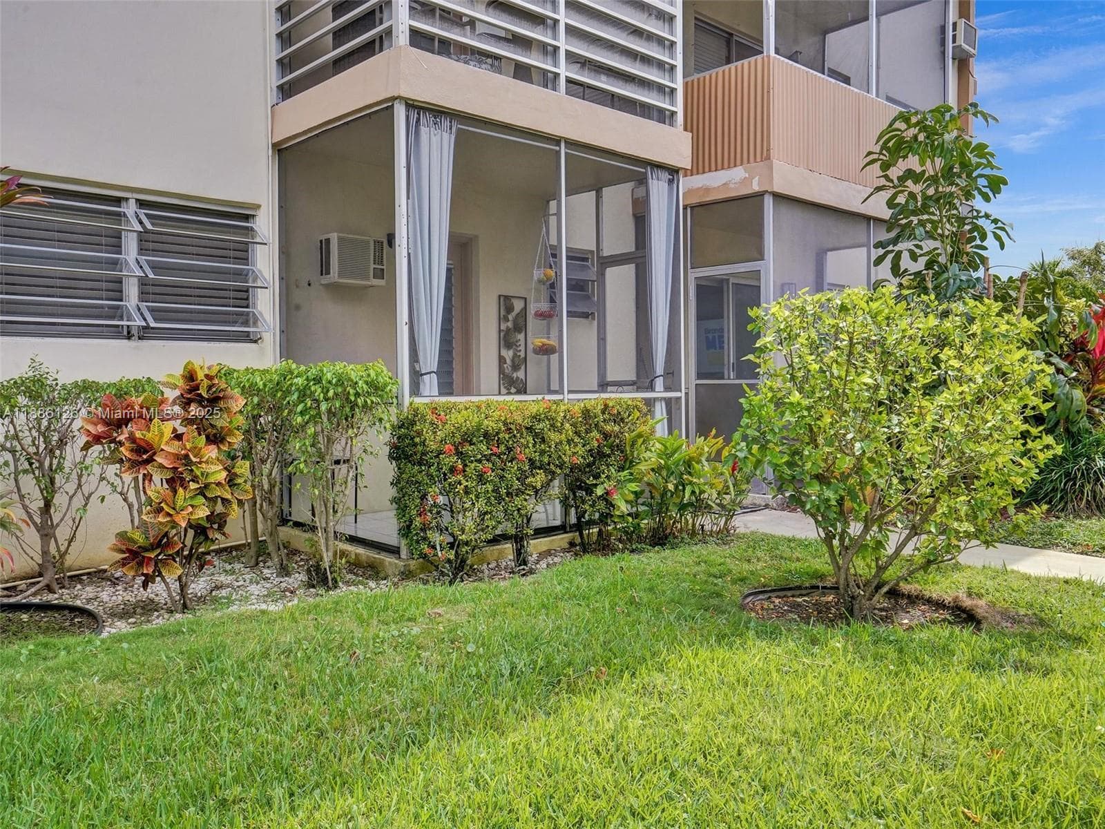 17090 NE 14th Ave # 104, North Miami Beach FL 33162 — 18