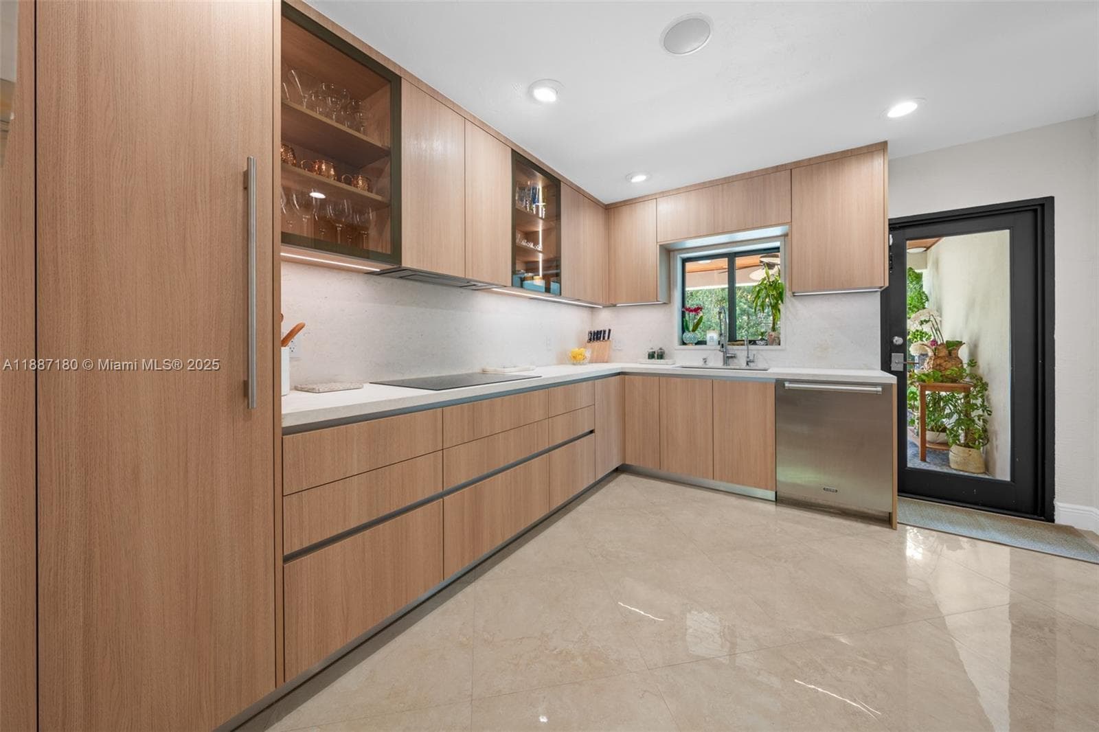 6420 SW 63rd Ter, South Miami FL 33143 — 12