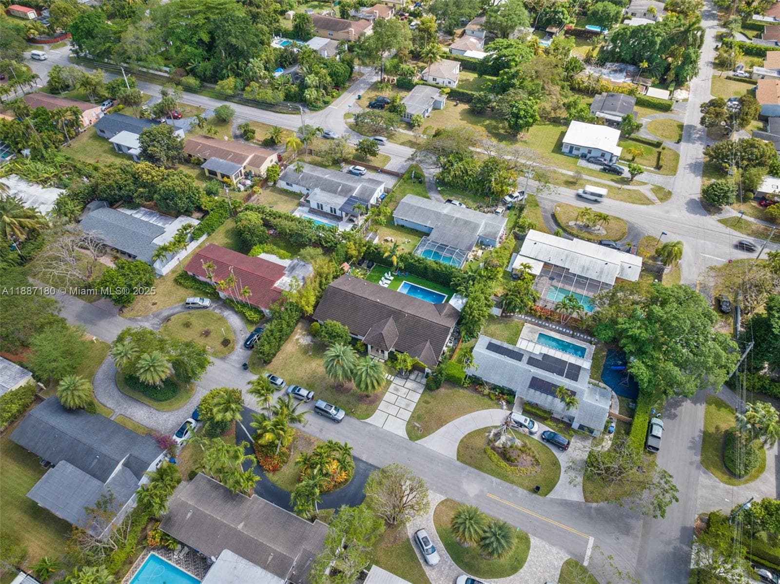 6420 SW 63rd Ter, South Miami FL 33143 — 38