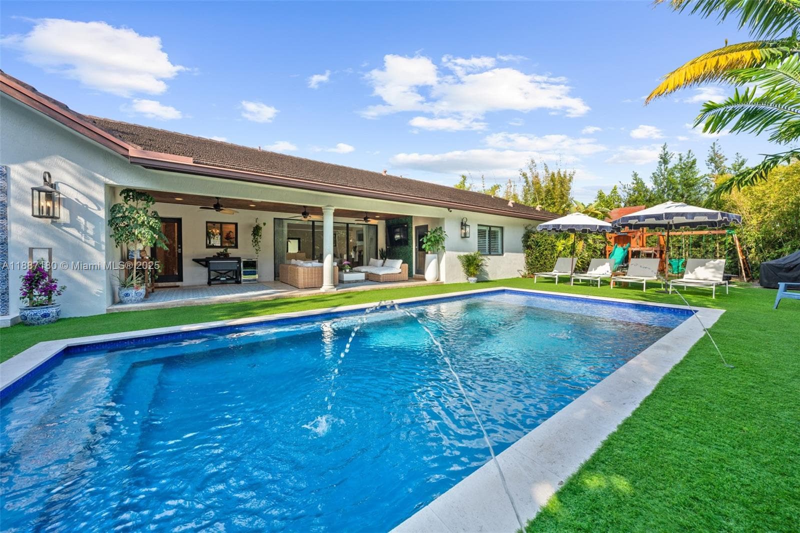 6420 SW 63rd Ter, South Miami FL 33143 — 33