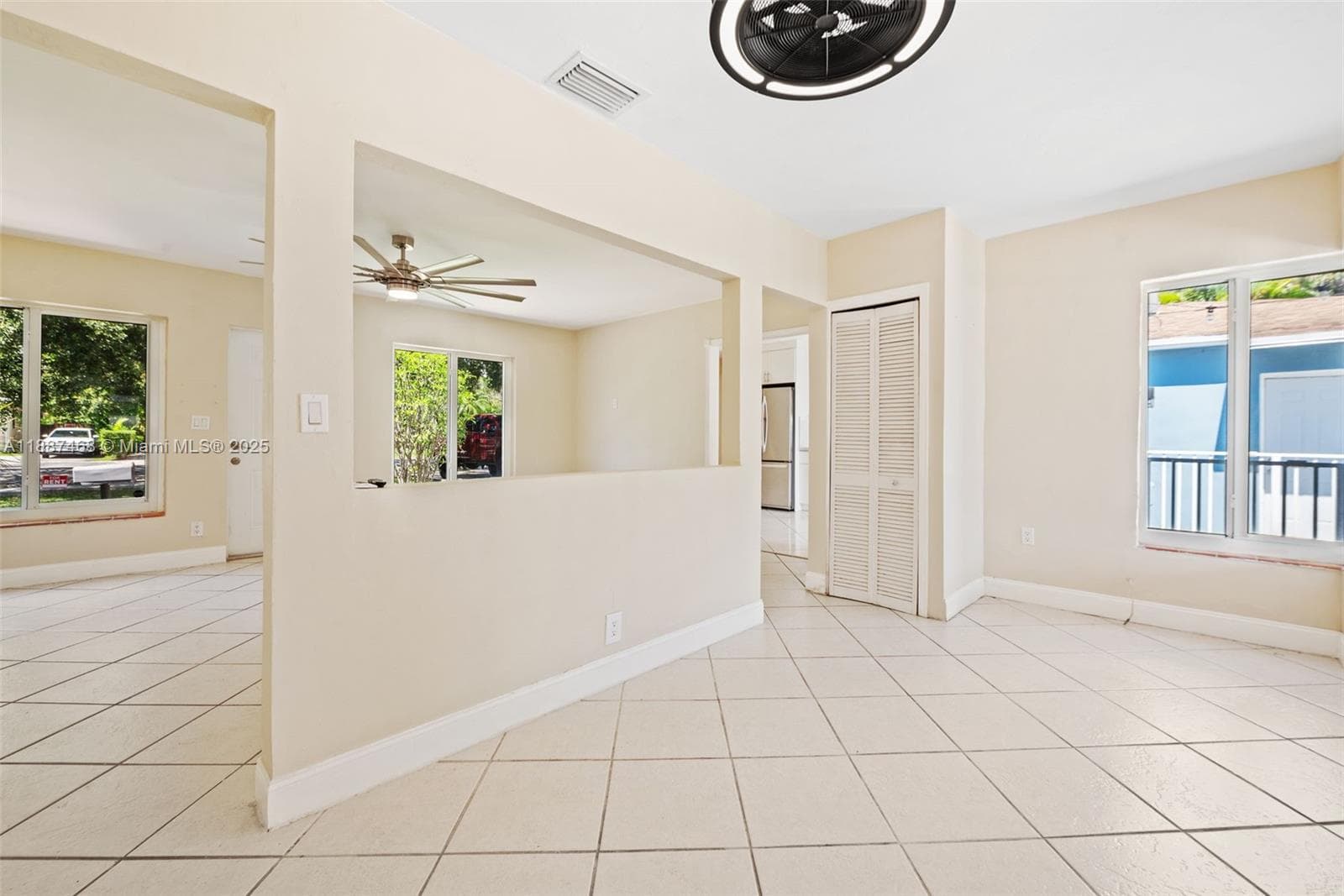573 Palmetto Dr, Miami Springs FL 33166 — 7
