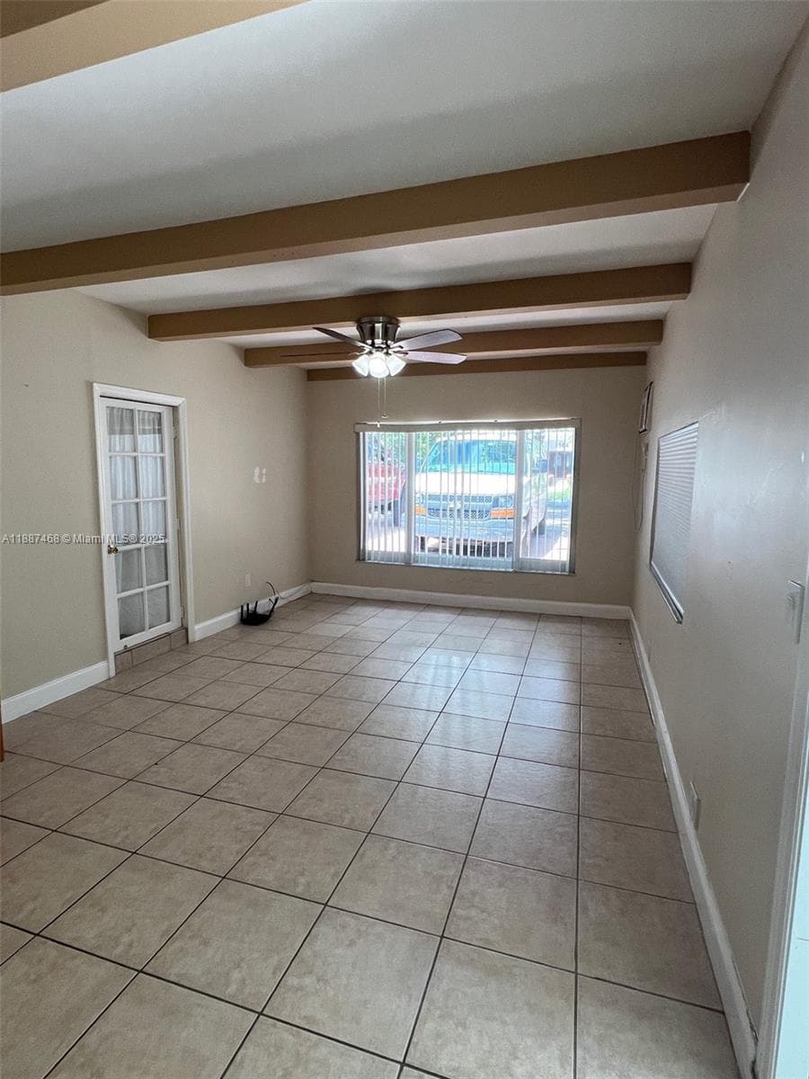 573 Palmetto Dr, Miami Springs FL 33166 — 32