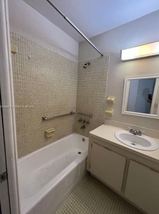 19080 NE 3rd Ct # 312, Miami FL 33179 — 16