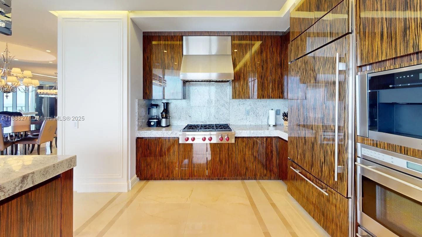 Bal Harbour Center Condo, Bal Harbour, FL — 17