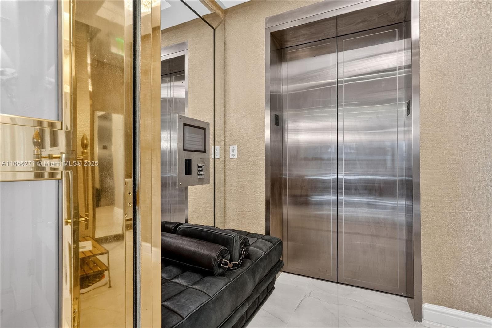 Bal Harbour Center Condo, Bal Harbour, FL — 3