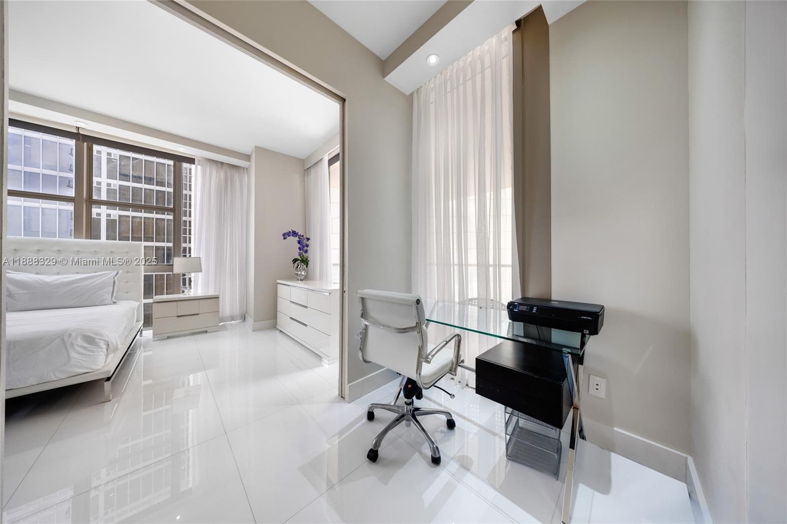 9701 Collins Avenue, Bal Harbour FL 33154 — 31