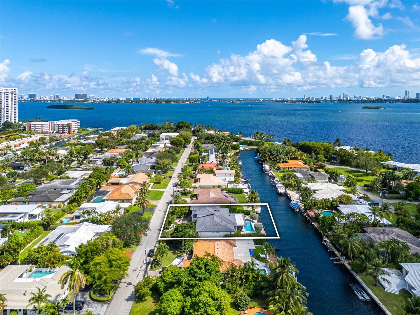 1370 NE 103rd St, Miami Shores FL 33138 — 56