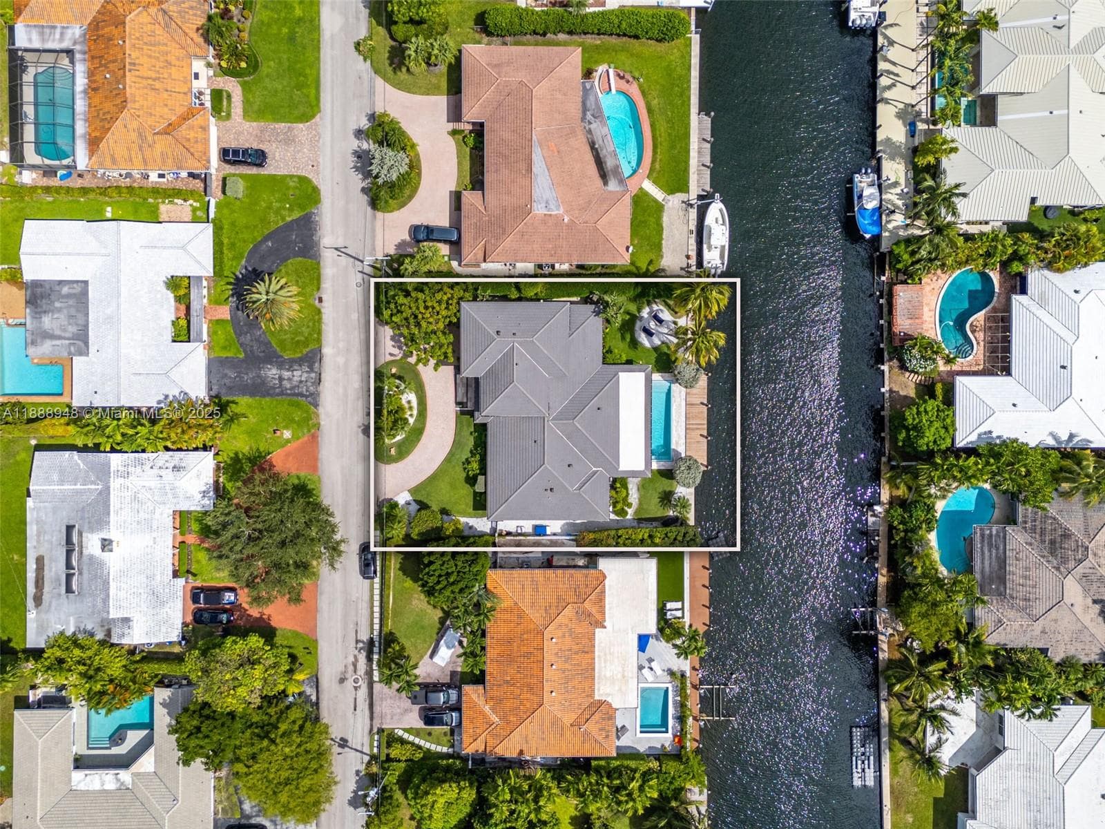 1370 NE 103rd St, Miami Shores FL 33138 — 57