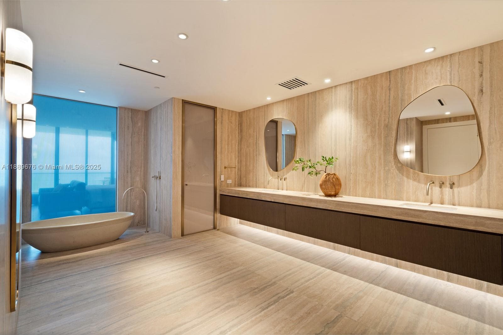 18501 Collins Ave # 2301, Sunny Isles Beach FL 33160 — 32
