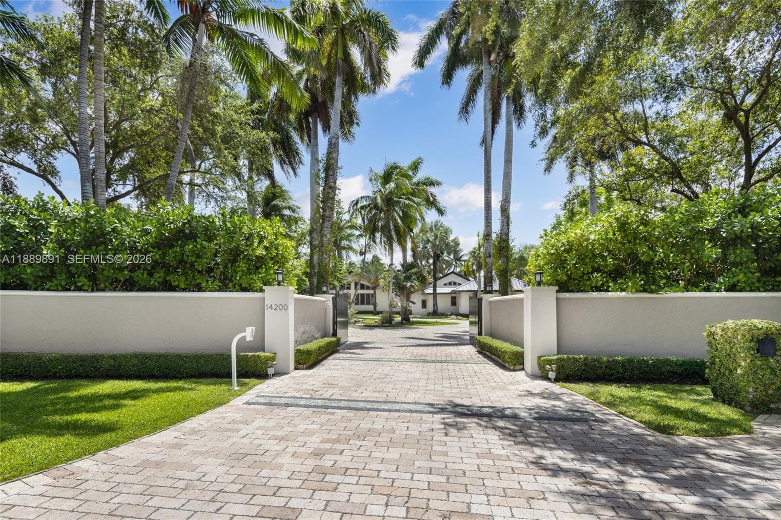 14200 Farmer Rd, Palmetto Bay FL 33158 — 3