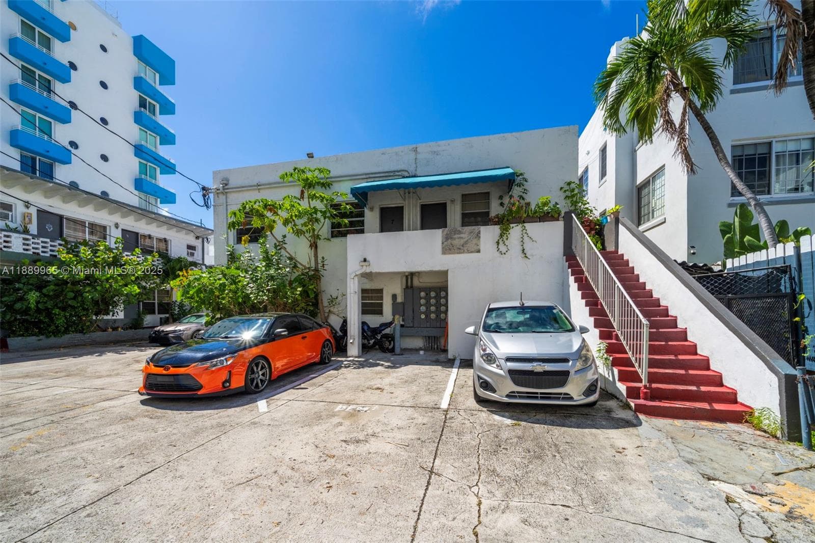 249 Collins Ave, Miami Beach FL 33139 — 9