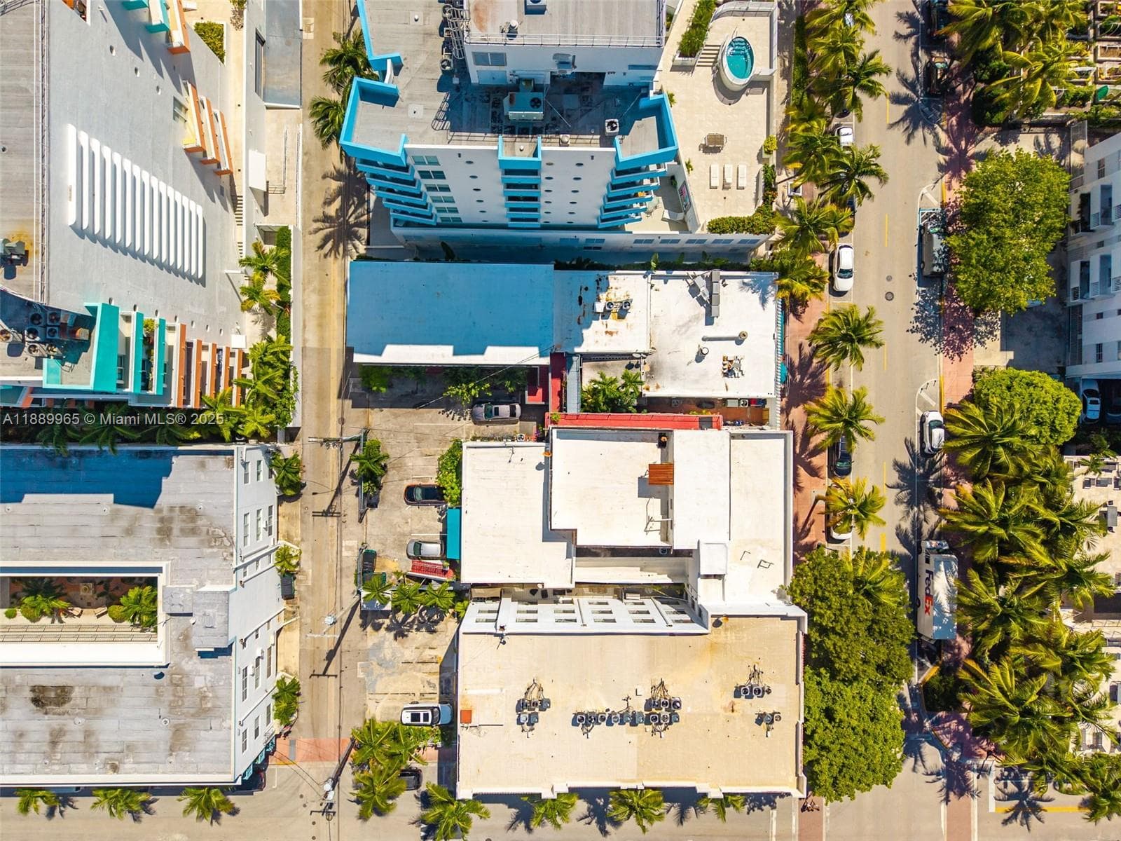 249 Collins Ave, Miami Beach FL 33139 — 25