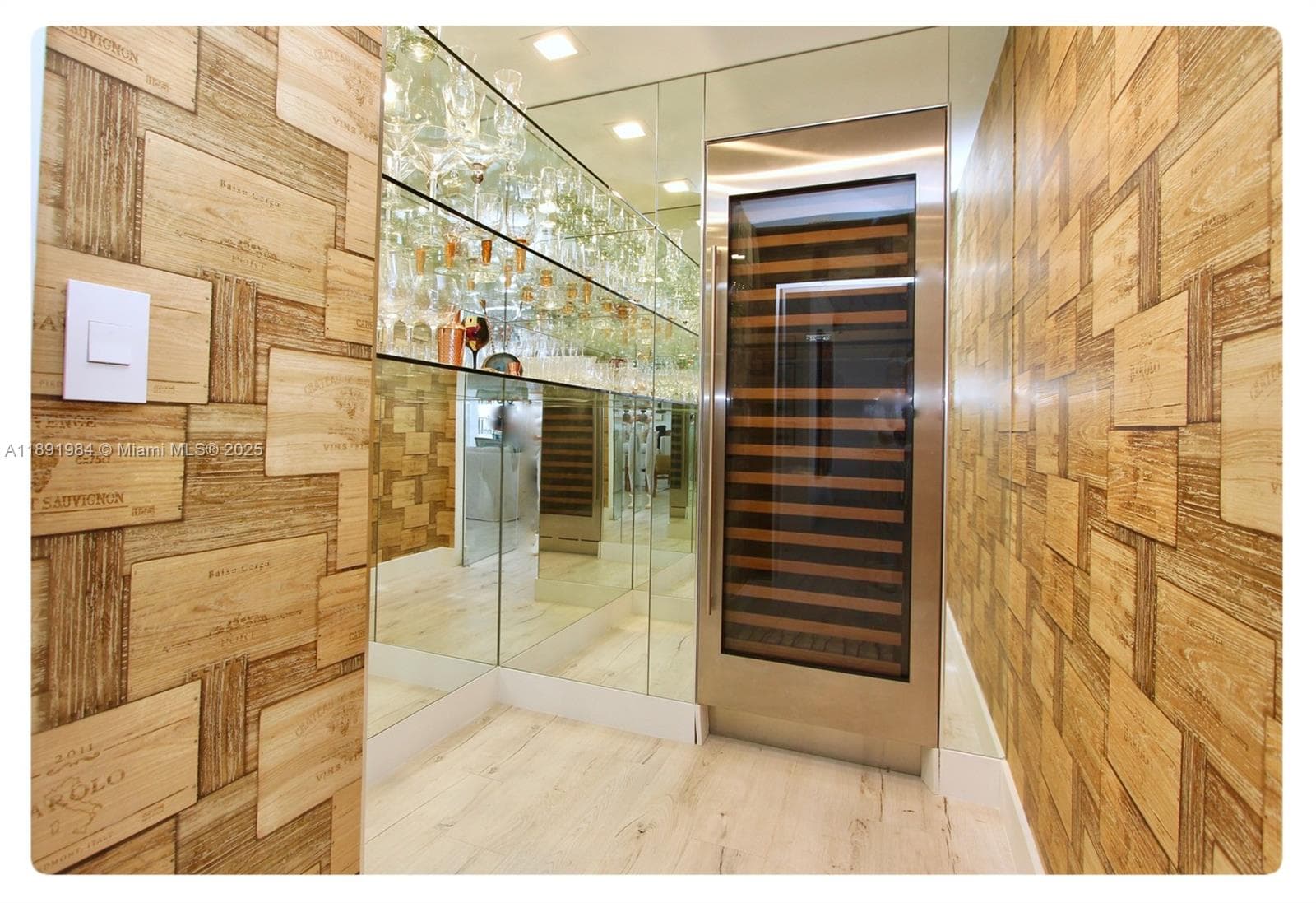 3500 Island Blvd, Aventura FL 33160 — 11